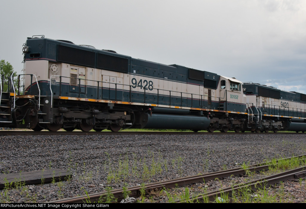 BNSF 9428 Roster shot.